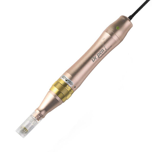 UK Plugs Type Dr Pen M5 Gold Dermapen για τη θεραπεία με μικροαιλέτες και την αναζωογόνηση του δέρματος